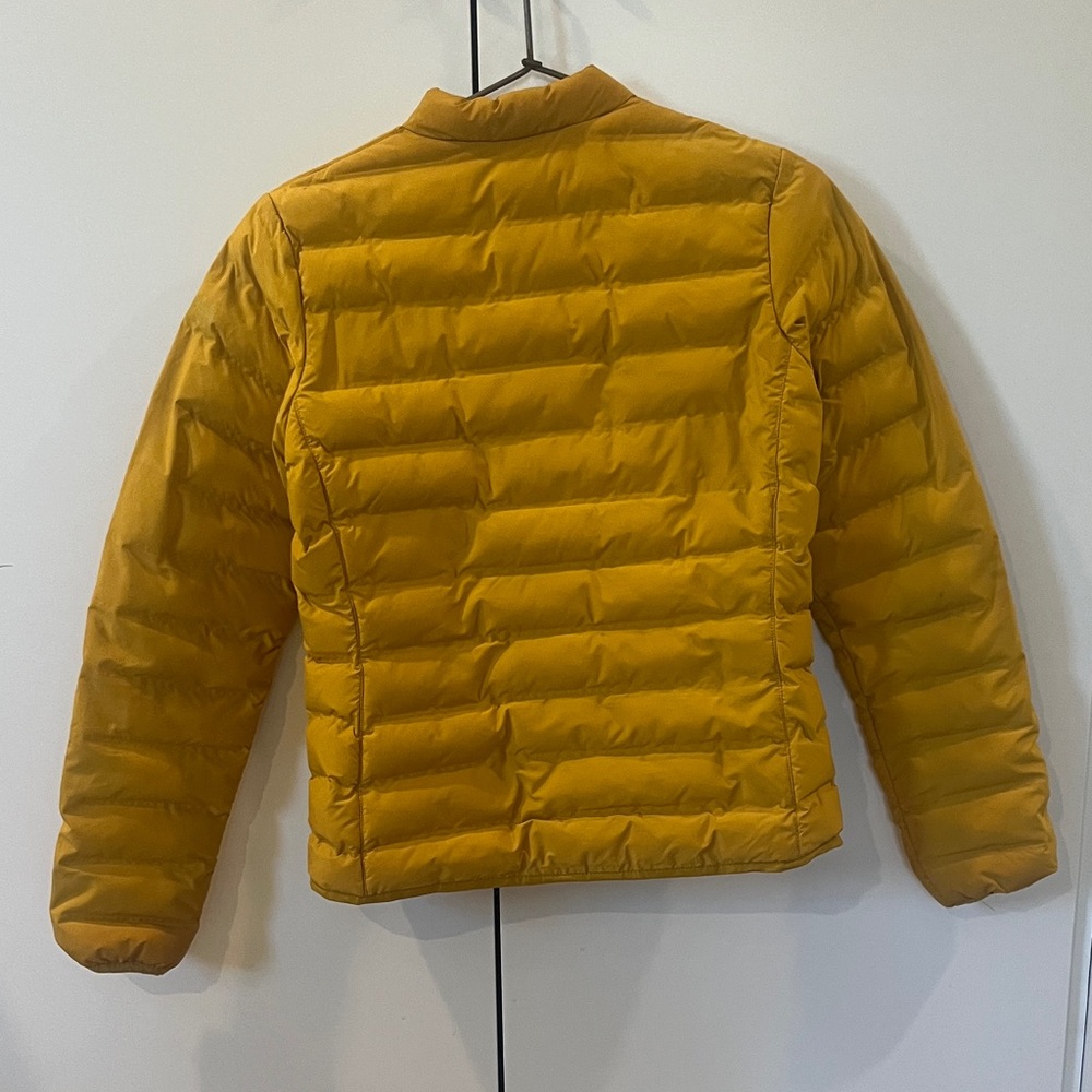 Helly Hansen Yellow Puffer Jacket Size Small - image 3